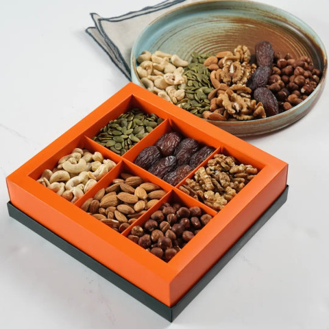 Hediyelik 6 lı Çiğ Kuruyemiş Kutusu net:540 gr